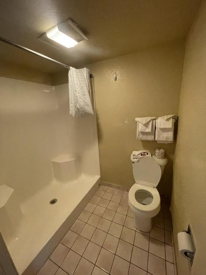 Travelodge By Wyndham Farmington Hwy 64 Ngoại thất bức ảnh